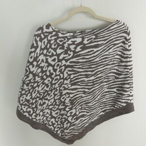 Barefoot Dreams CozyChic UltraLite Ocean Breeze Poncho